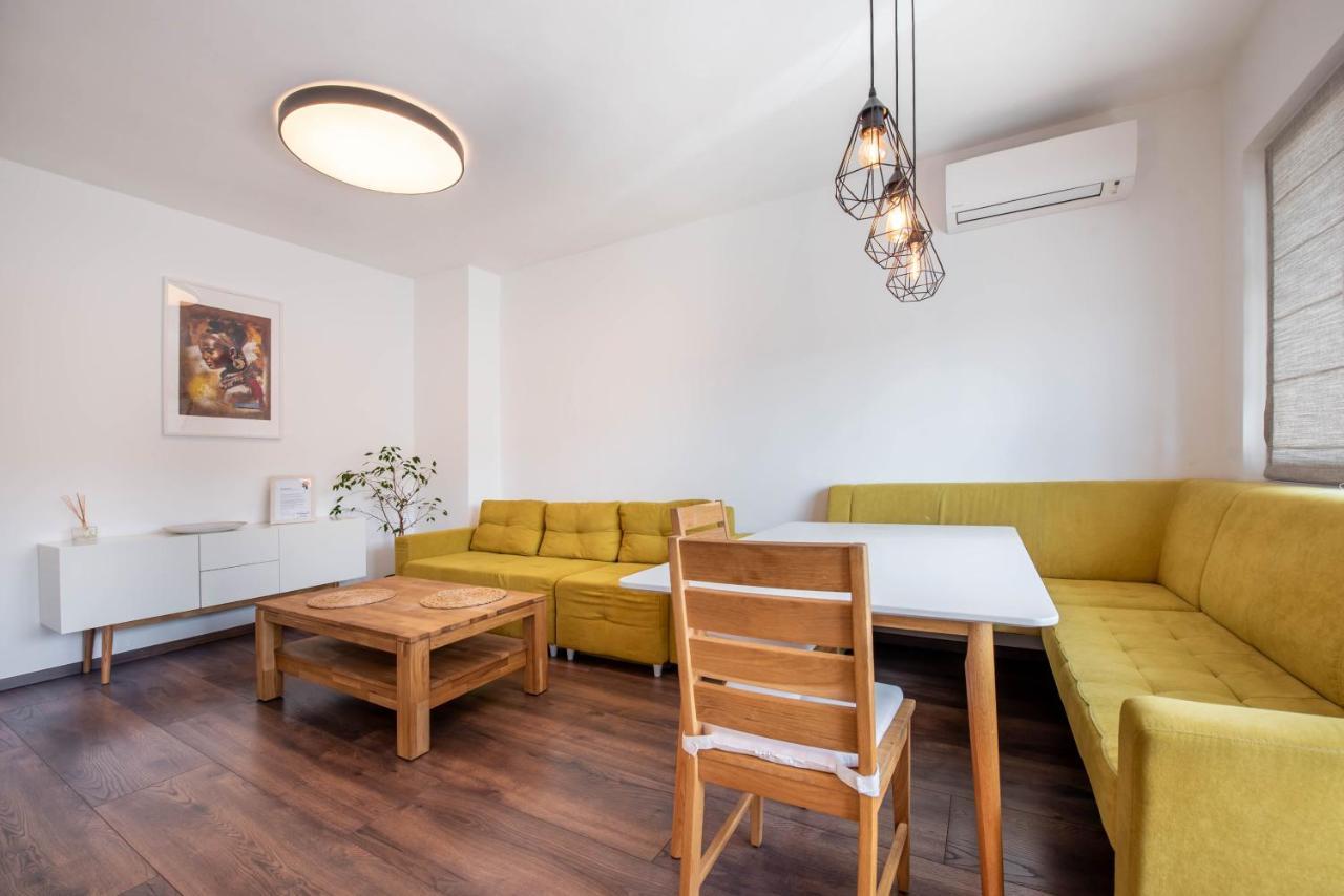 Cosy Apartment In Central Varna Exterior foto